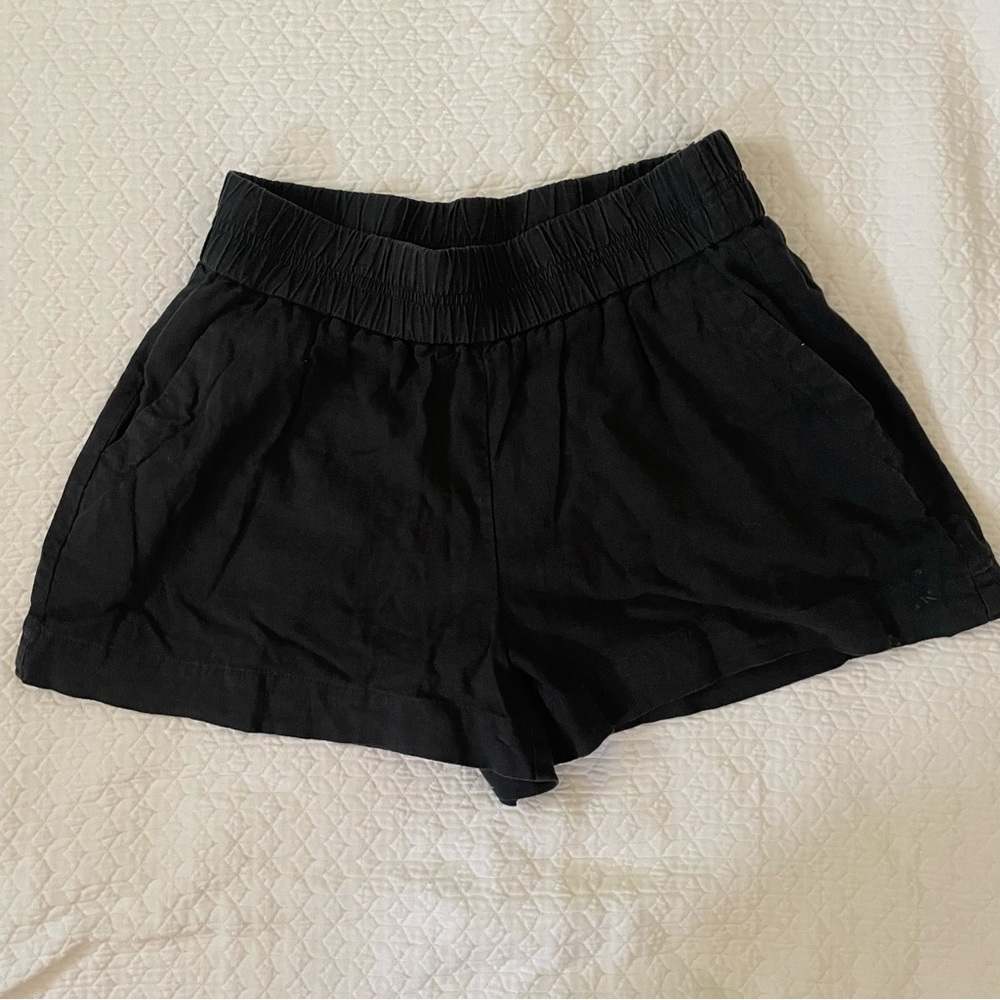4/$10 - A New Day - Women’s Small, Black Shorts with Pockets
